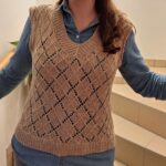 Argyle Sweater Vest von Ravelry in Beige